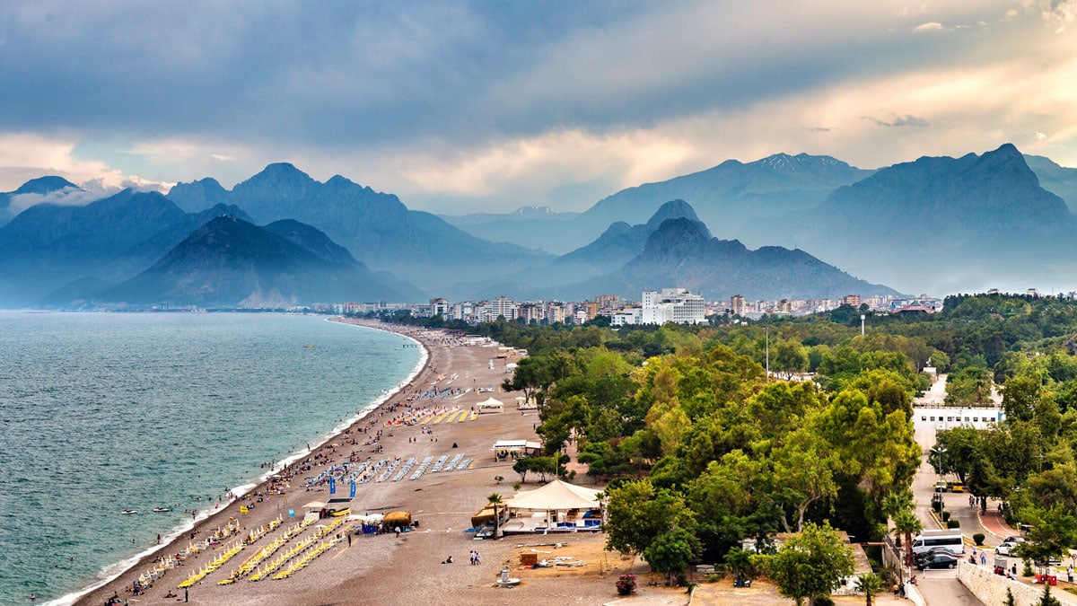 antalya-gezilecek-yerler-1.jpg
