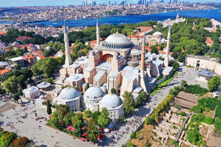 turkey-istanbul-top-attractions-intro-paragraph-hagia-sophia.jpg